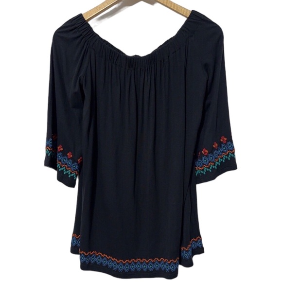 Ann Taylor Loft Petite Embroidered Wide Neck Off Shoulder Shirt - Picture 4 of 5